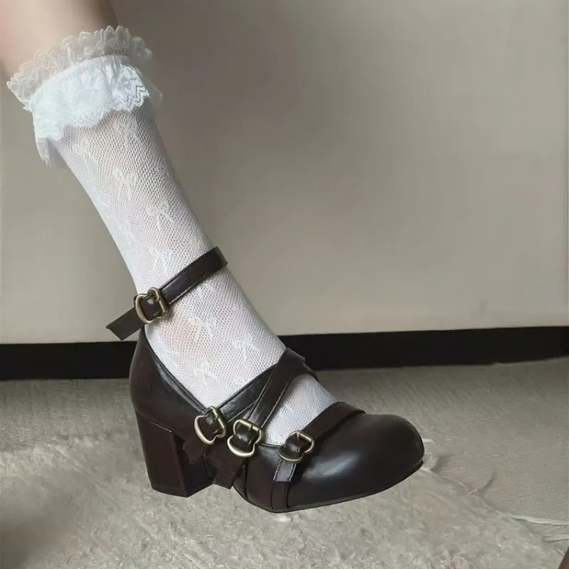 Sapatos Mary Jane de Salto Gro - Patent Leather Pump avaliação e preço