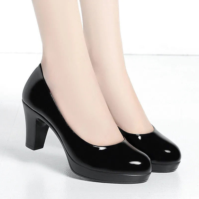 Sapatos Femininos de Couro Env - Patent Leather Pump avaliação e preço
