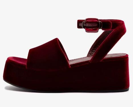 Sandálias de Salto Alto com Ti - Wedge Heeled Sneaker avaliação e preço