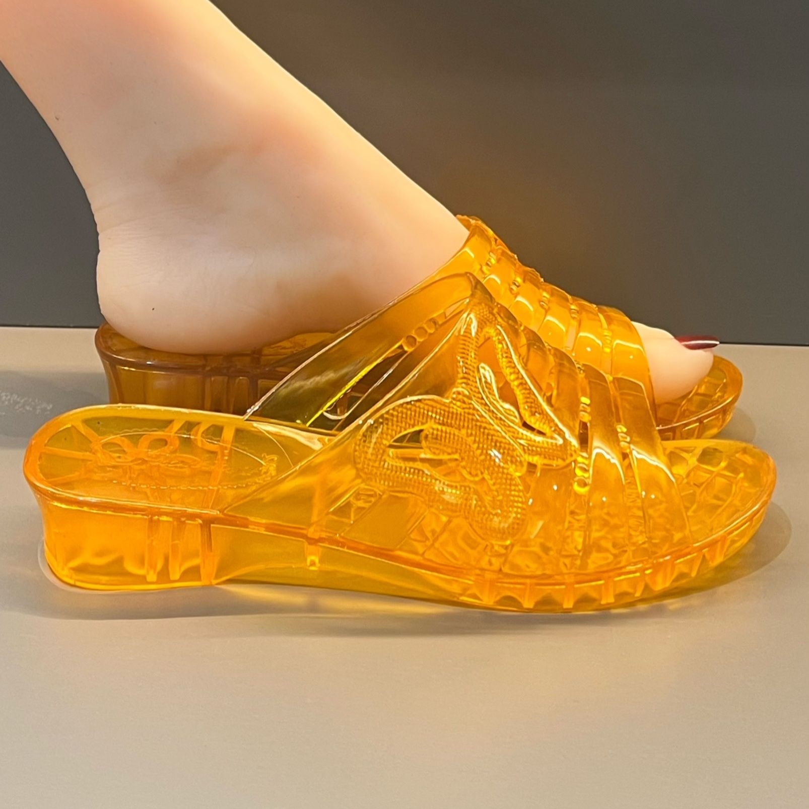 Sandálias de Plataforma com Gl - Wedge Heeled Sneaker avaliação e preço