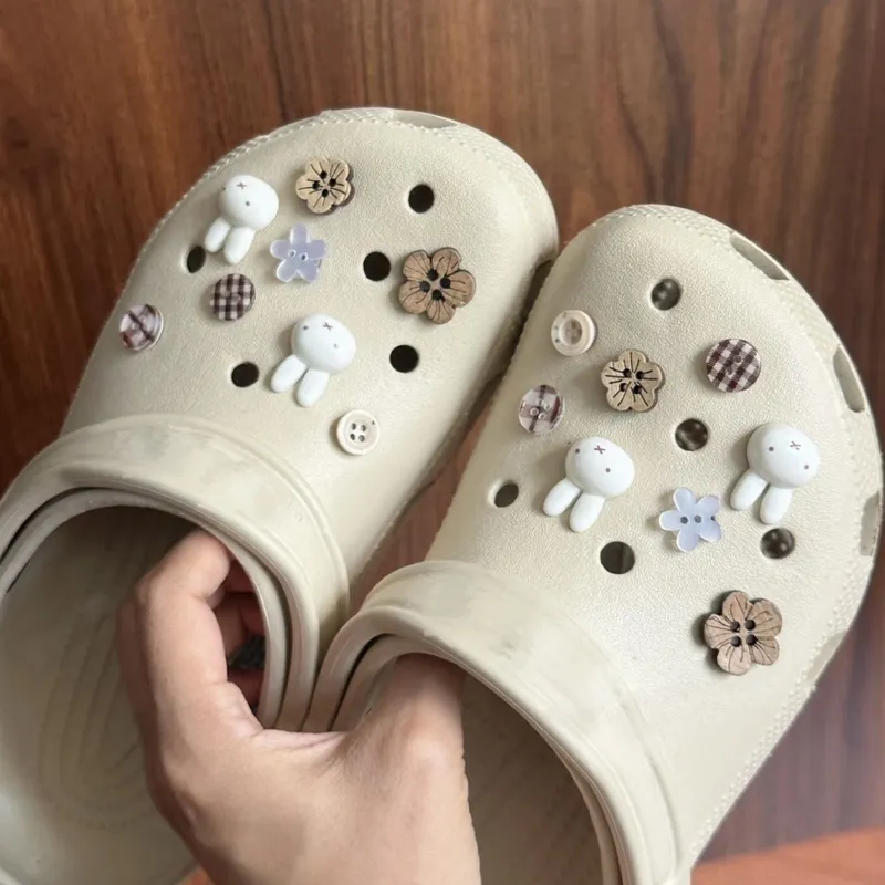 Enfeites de Sapato de Coelho e - Croc Style Clog avaliação e preço