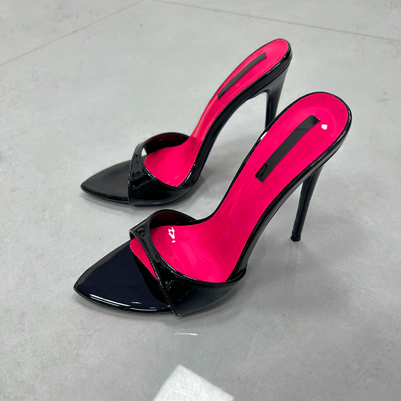 Mulher stilettos 12cm chinelo  - Patent Leather Pump avaliação e preço