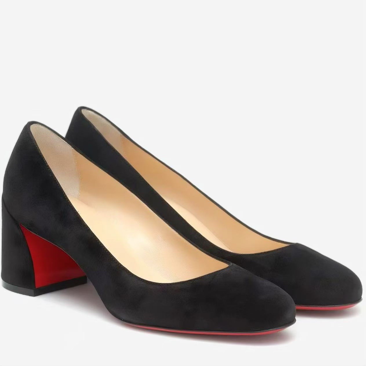 Sapatos de Salto Alto em Couro - Patent Leather Pump avaliação e preço